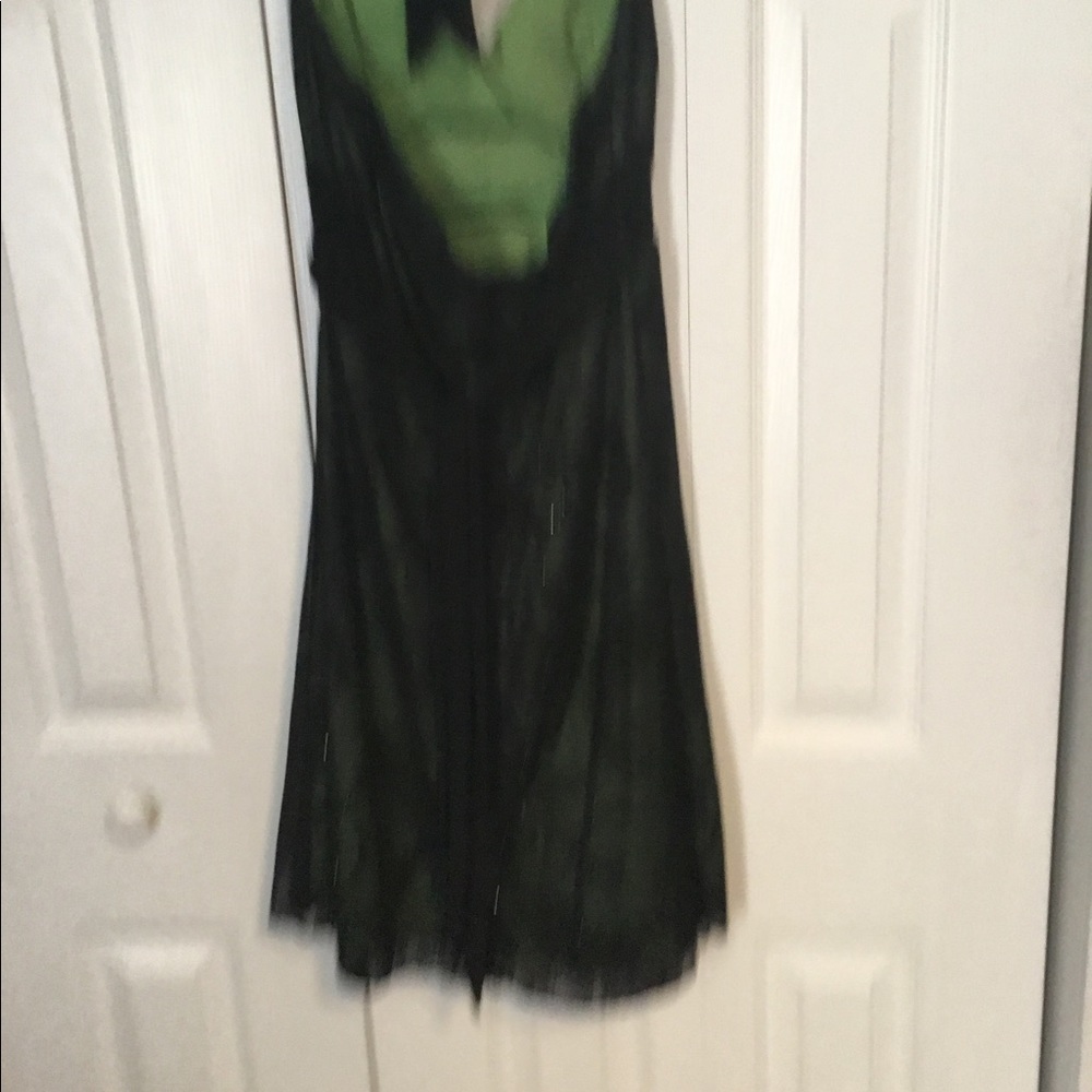 Dress - Picture 2 of 4